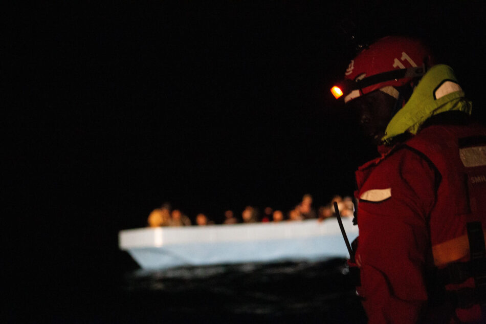 El Aita Mari rescata a 33 personas en el Mediterráneo central