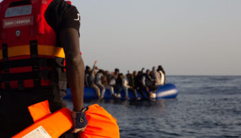 El Aita Mari Rescata a 53 Personas en el Mediterráneo: Predominan Jóvenes y Menores de Edad