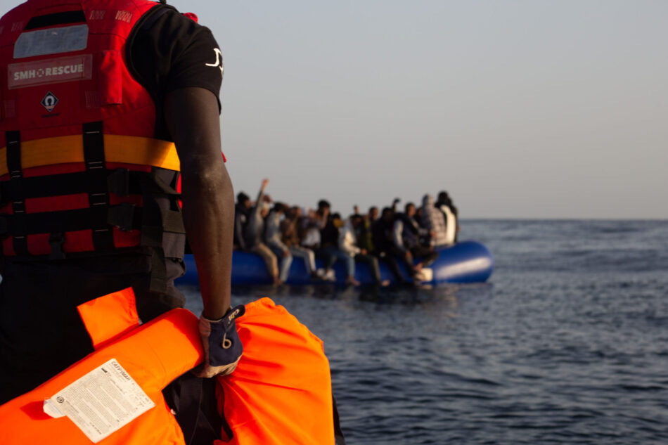 El Aita Mari Rescata a 53 Personas en el Mediterráneo: Predominan Jóvenes y Menores de Edad