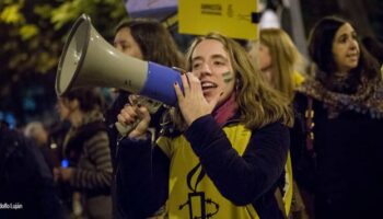 España: Amnistía Internacional alerta de que tras más de dos años de la entrada en vigor de la Ley de Libertad Sexual las víctimas están en riesgo de desprotección