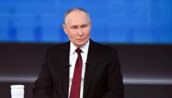 Putin aboga por la retirada de las tropas israelíes de Siria