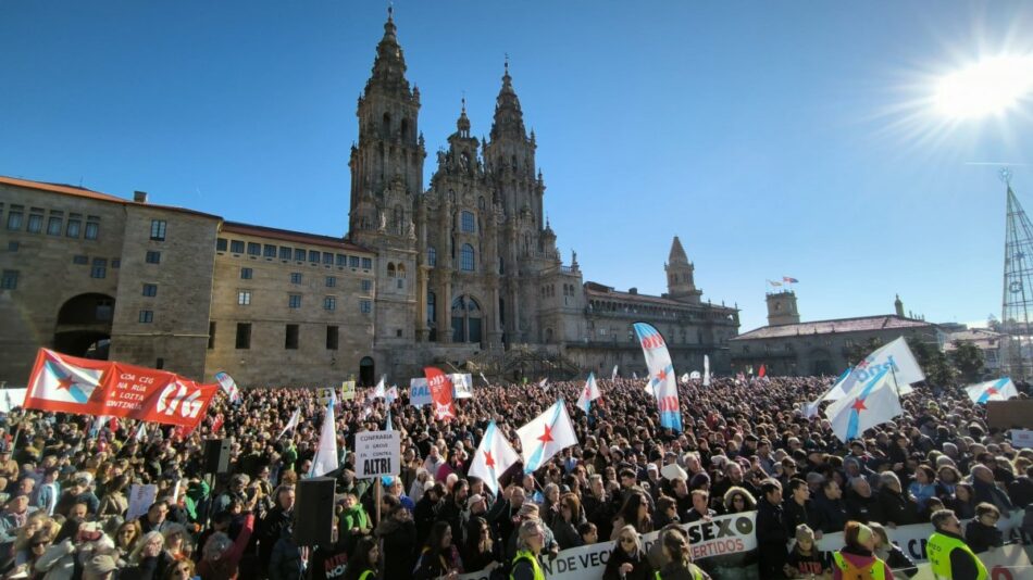 100.000 persoas ateigan Compostela para demostrarlle a Rueda que “A Xunta non pode calar todo un País”