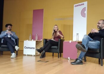 Javier Pacheco participa en un acte de Badalona En Comú defensant els drets laborals en l’era digital