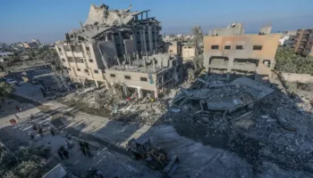 Ataque aéreo israelí contra la ciudad palestina de Gaza deja al menos cinco muertos