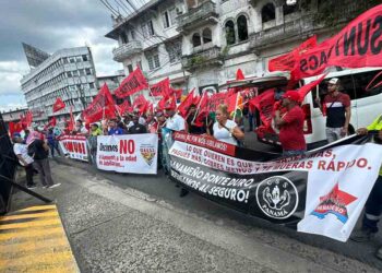 Pueblo organizado rechaza en Panamá proyecto de ley sobre seguro