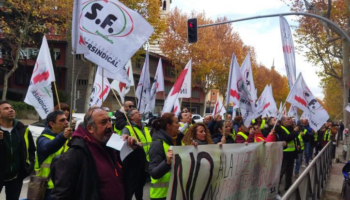 Celebrada la manifestación en defensa del ferrocarril en medio de un ambiente de reivindicación y compromiso frente a la amenaza de la privatización del sector público ferroviario