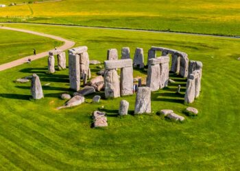 Nuevos descubrimientos sobre antiguo monumento de Stonehenge en 2024