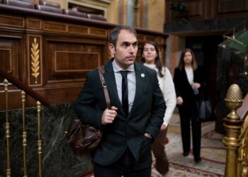 Toni Valero defiende la ley de prevención de las pérdidas y el desperdicio alimentario, y denuncia que el PP tratara “por la puerta de atrás de precarizar la mano de obra en el campo”