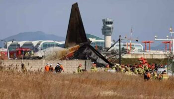 Suben a 176 las muertes por accidente aéreo en Corea del Sur