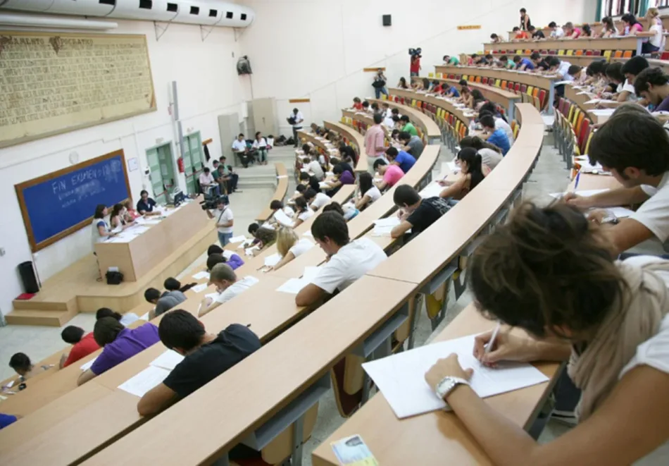 FACUA muestra su total apoyo a la universidad pública ante la proliferación de seudouniversidades privadas