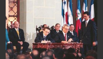 Guatemala conmemora 28 años de la firma de los Acuerdos de Paz