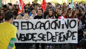 Esperanza Gómez, de Por Andalucía, advierte sobre las Universidades Públicas: “La infrafinanciación provocará despidos en el Personal Docente e Investigador joven”