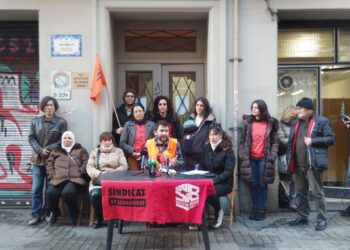 Las inquilinas de Tapioles y Cortines consiguen quedarse en casa después de tres años de lucha conjunta