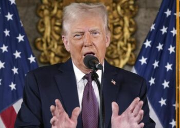 Trump: Vamos a recuperar canal Panamá y cambiar nombre del golfo de México