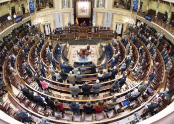 PP, Vox y Junts suman sus votos en el Congreso y tumban el decreto de subida de pensiones, del IMV, las ayudas al transporte, por la DANA, y desahucios a personas vulnerables