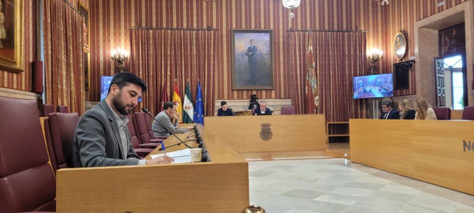 Ismael Sánchez (IU) califica de “declaración ideológica regresiva” las enmiendas de VOX al Presupuesto y denuncia que el PP abrace postulados de odio