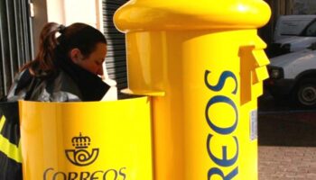 CCOO firma el Acuerdo Marco para el personal funcionario de Correos