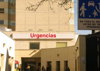 El publicitado Plan de Invierno no llega a las Urgencias: Los hospitales no contratan enfermeras, las ‘sacan’ de otros Servicios