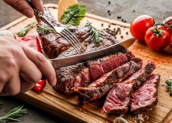 Comer carne roja aumenta el riesgo de demencia senil