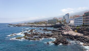 FACUA denuncia vertidos ilegales en Puerto de la Cruz, Tenerife