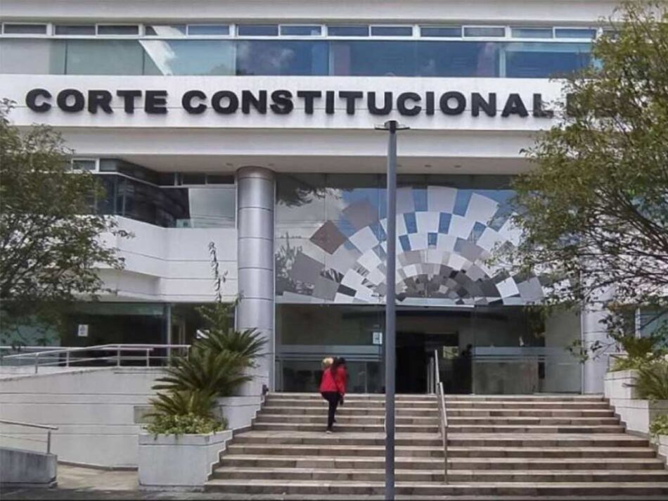 Ecuador espera fallo sobre constitucionalidad de decreto presidencial