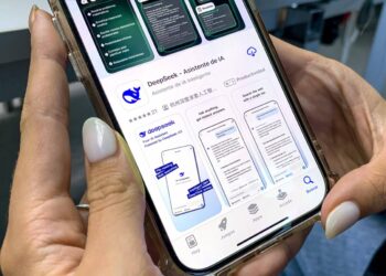 La IA china DeepSeek frena los registros por ciberataques tras provocar un terremoto bursátil