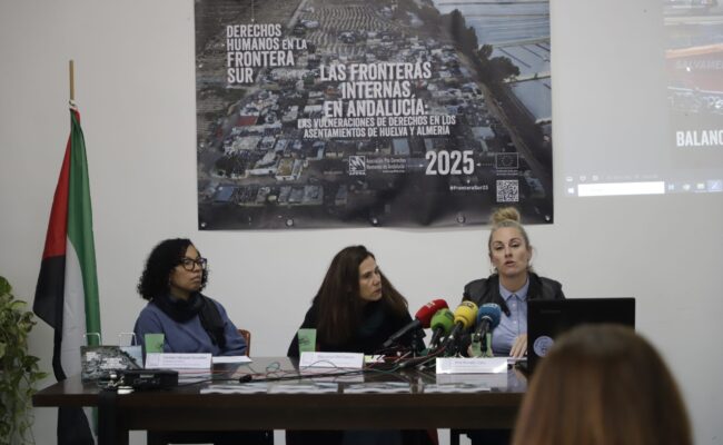 APDHA constata en su Informe Frontera Sur 2025 “graves vulneraciones de los Derechos Humanos en los asentamientos de trabajadores migrantes de Almería y Huelva”