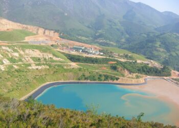 «Hay que paralizar la mina de Boinas (Asturias) por los continuos vertidos peligrosos»