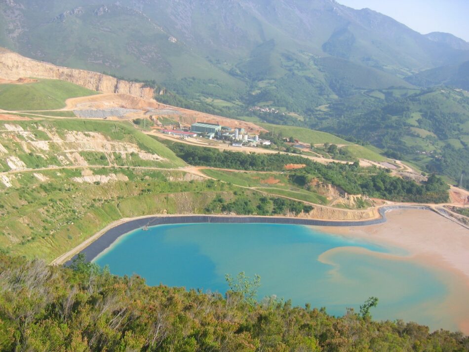 «Hay que paralizar la mina de Boinas (Asturias) por los continuos vertidos peligrosos»