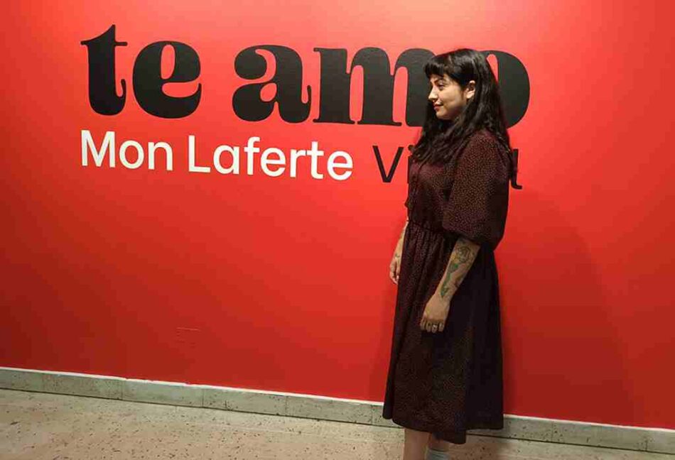 La artista Mon Laferte será embajadora cultural del sitio de memoria de Valparaíso (Chile)