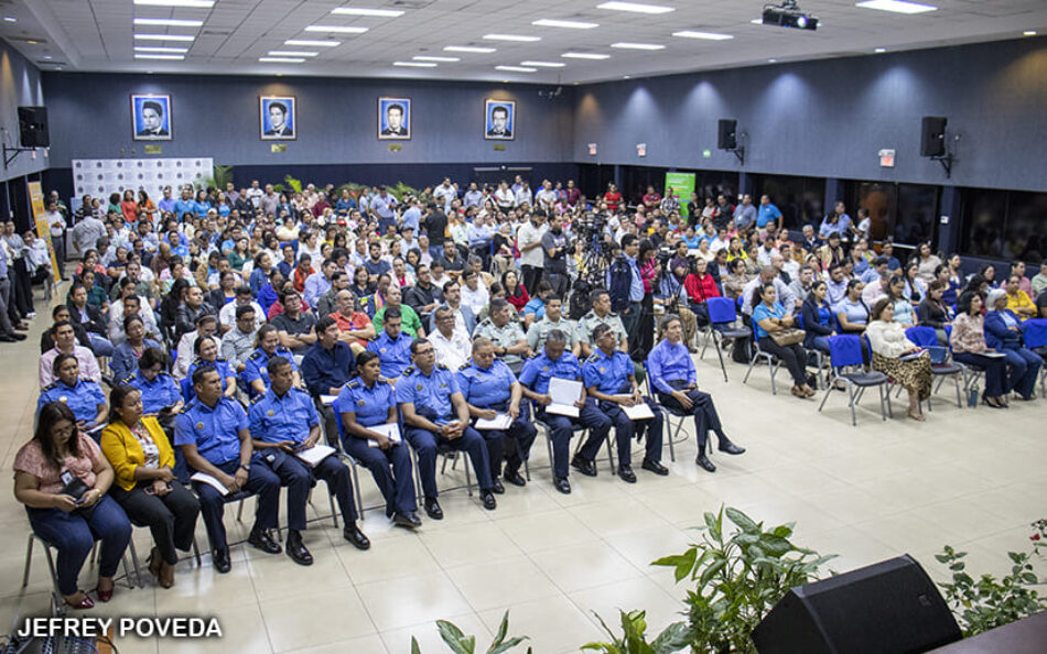 Lanzan plan en Nicaragua para formar a maestros en historia e identidad nacional