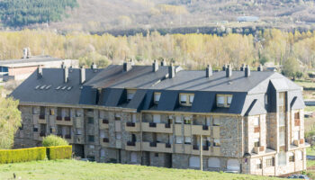 El PCE se opone a la privatización de la residencia y la guardería de Bembibre