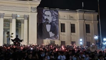 Cuba rendirá tributo a Héroe Nacional José Martí