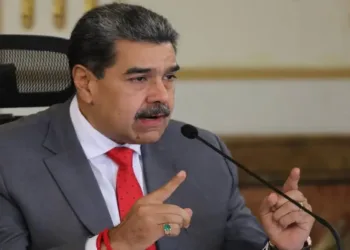 Venezuela anuncia reforma constitucional para 2025: Presidente Maduro firmará decreto tras su juramentación en la Asamblea Nacional