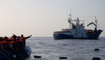 Respuesta de la CE a Vicent Marzà (Compromís-Verts/ALE) en relación con el pago retroactivo de tasas portuarias a embarcaciones humanitarias