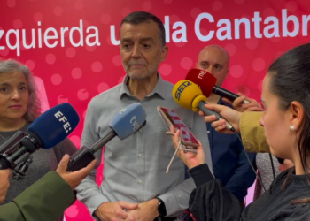 Antonio Maíllo afirma que PP, Vox y Junts “tendrán que explicar muy bien” por qué han unido sus votos para tumbar “las ayudas al transporte público o la subida de las pensiones” que aprobó el Gobierno