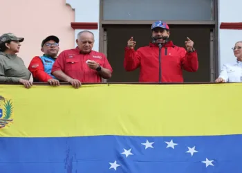 Nicolás Maduro afirma que Venezuela se prepara «permanentemente» para la lucha por la democracia