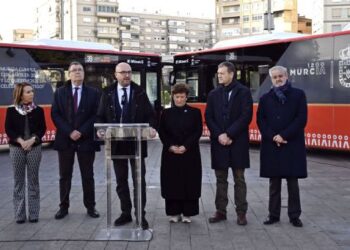 La Plataforma en Defensa del Transporte Público de Murcia considera lamentable que el ayuntamiento anuncie «autobuses nuevos» con más de diez años