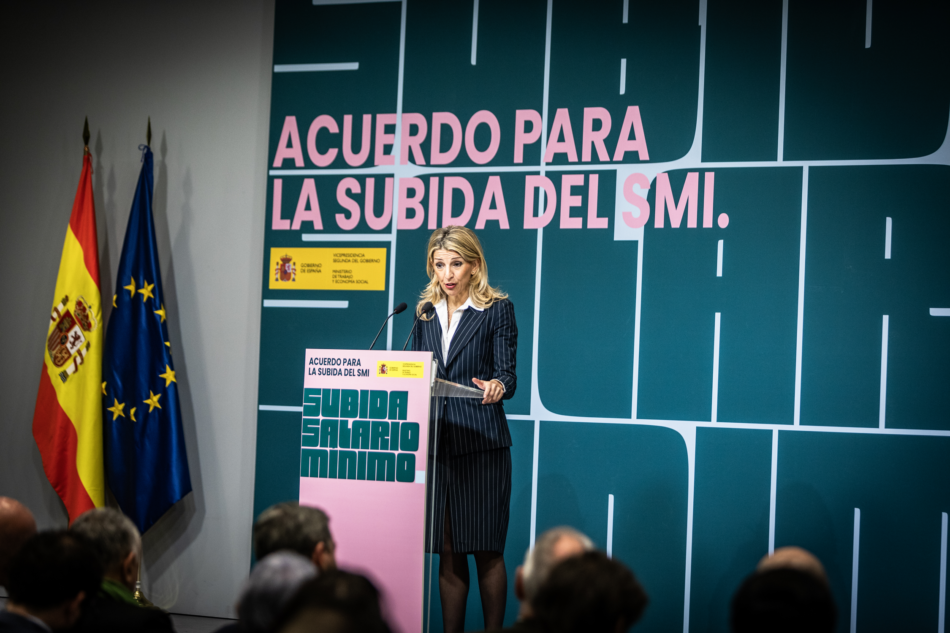 El Ministerio de Trabajo y sindicatos firman el acuerdo de SMI 2025 en 1.184 euros mensuales en 14 pagas