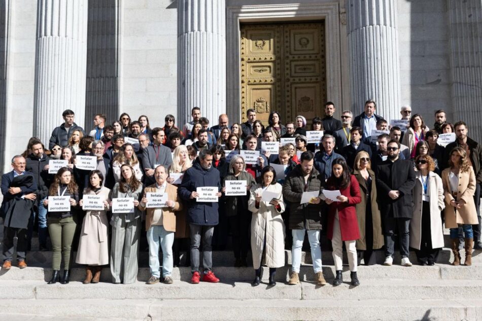 El Sector de Medios y la Agrupación de Periodistas instan a Congreso y Senado a tomar medidas contra los insultos y amenazas a profesionales de la información