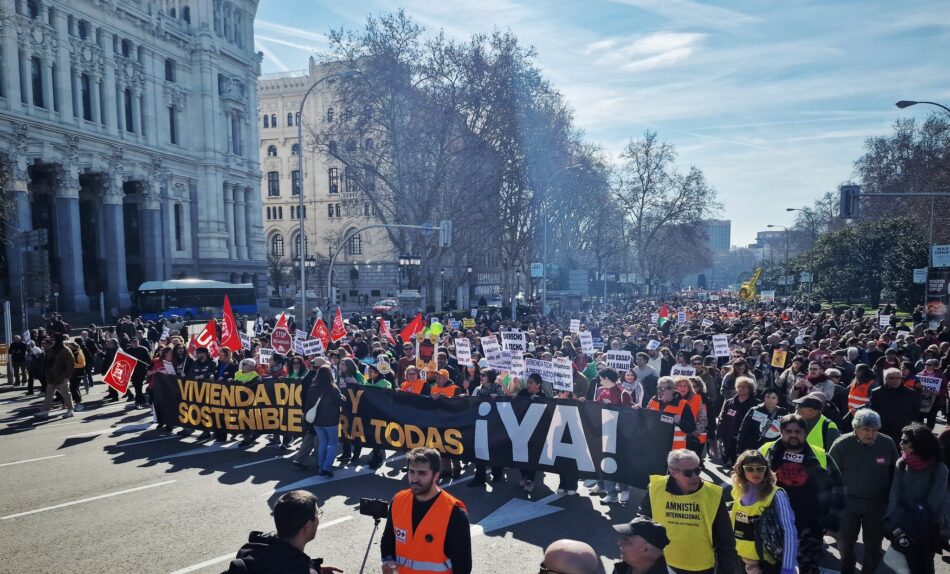 Sindicatos, asociaciones vecinales y plataformas inundan las calles de Madrid para exigir una vivienda digna y sostenible