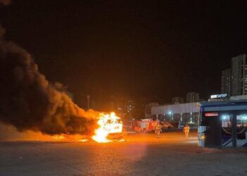 Múltiples explosiones de autobuses sacuden Tel Aviv