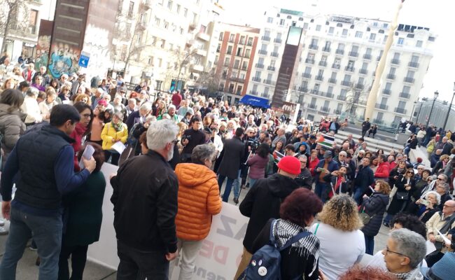 Miles de personas salen a la calle al grito de ‘Palestina Libre’ y la música de ‘Solo le pido a Dios’