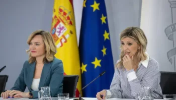 Sumar registra una ley para dejar exento el SMI de la tributación del IRPF después de que el PSOE anunciara unilateralmente que va a tributar