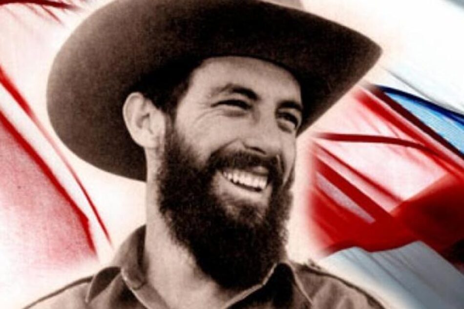 Cuba evoca a comandante guerrillero Camilo Cienfuegos