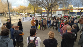 Encuentro de colectivos vecinales y ecologistas para plantear alternativas a la venta de suelo público en el entorno de Santa Justa