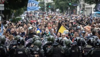 Realizarán en Argentina nueva marcha en defensa de los jubilados