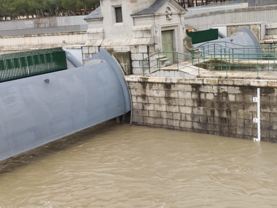 Ecologistas en Acción: «Hay que quitar las compuertas de las presas del río Manzanares en la ciudad de Madrid»