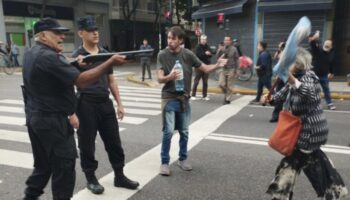 Comunicado de rechazo por la represión contra jubiladas/os en argentina y el pueblo que les apoya