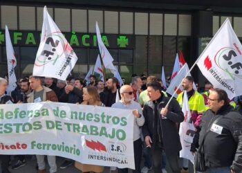 SF: «La huelga que se está llevando a cabo en el grupo RENFE en el día de hoy está teniendo una alta participación a pesar de la actitud antidemocrática de la dirección de la empresa»